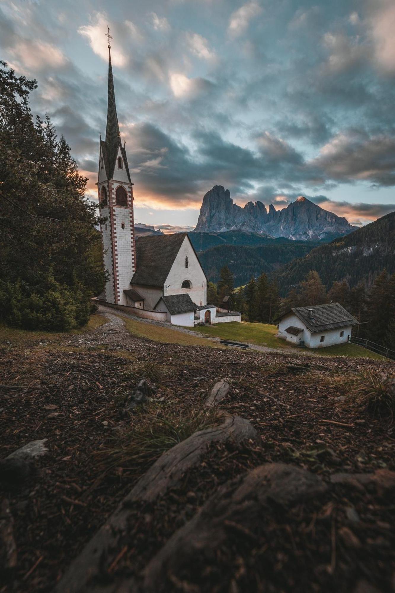 Dorfhotel Beludei Santa Cristina Val Gardena Екстериор снимка