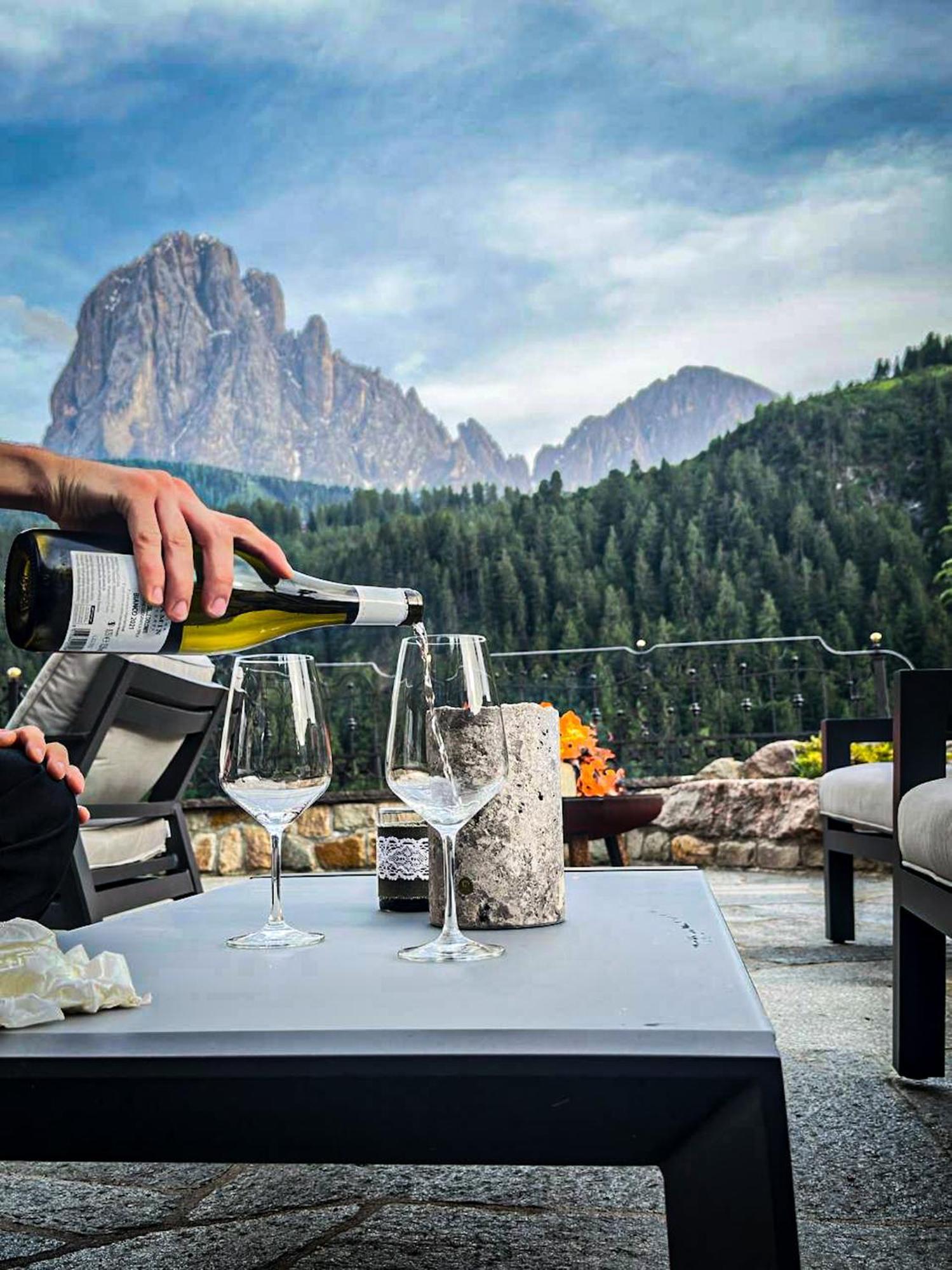 Dorfhotel Beludei Santa Cristina Val Gardena Екстериор снимка