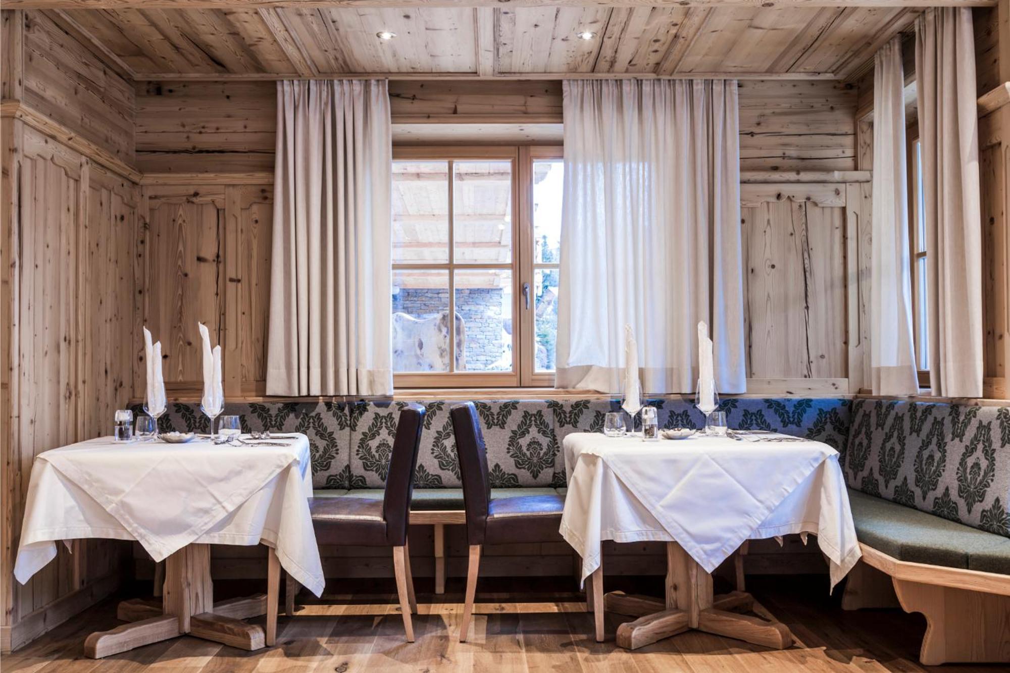 Dorfhotel Beludei Santa Cristina Val Gardena Екстериор снимка