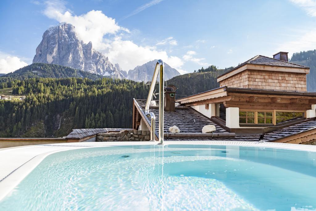 Dorfhotel Beludei Santa Cristina Val Gardena Екстериор снимка